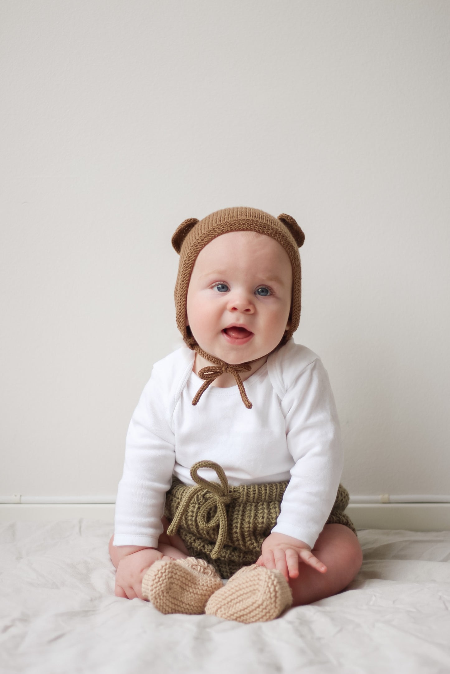 Mini Bear Bonnet Light